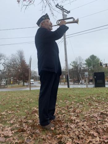 Tom Stoner plays “Taps.” SUSAN JOHNS/Wiscasset Newspaper