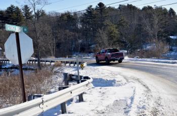 George Wright Road at its Route 1 intersection north of the Station 46 Bridge. PHIL DI VECE/Wiscasset Newspaper