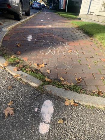 Footprints on Lincoln Street lead to Maine Art Gallery. SUSAN JOHNS/Wiscasset Newspaper