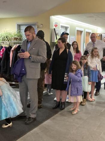 Raffle ticket line. EDNA MILLER/Wiscasset Newspaper