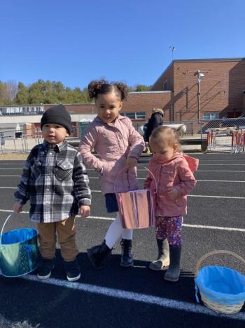 The Maulolo children – Zaya, 2, Soonafai, 3, and Mavis, 4. EDNA MILLER/Wiscasset Newspaper