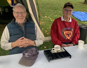 Korean War vet Al Sirois and Vietnam vet Jim Singer handled the yard sale cash Oct. 5 at the Boothbay Common event. BILL PEARSON/Boothbay Register Money men