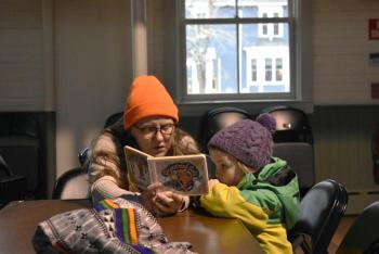 A reading session at the North Pole Express celebration. ISABELLE CURTIS/Boothbay Register