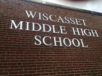 School sign. File photo 