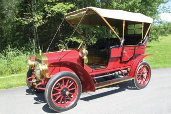 This dashing Autocar Type XII, 1906, was the first make and model car to be shaft-driven in the U.S., and will be on display during Wiscasset Homes on Tour, Saturday, Oct. 18. Courtesy of Owls Head Transportation Museum Car
