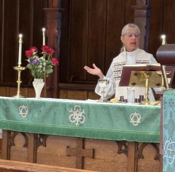 Rev. Suzanne F. Colburn. Sharman Ballantine photo 