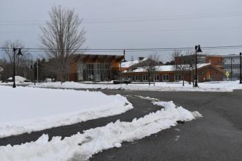 The Woolwich Central School on Nequasset Road showing the front entrance. PHIL DI VECE/Wiscasset Newspaper