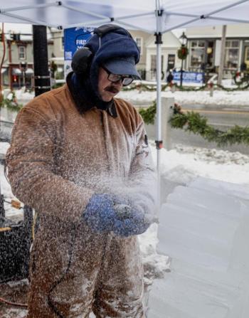 Wiscasset Holiday Marketfest. Bob Bond/40 Federal Studio 