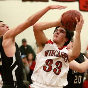 Wiscasset's Chandler Longfellow faces heavy Hall-Dale coverage. Courtesy of Brion Controvillas
Wiscasset's Chandler Longfellow faces heavy Hall-Dale coverage. Courtesy of Brion Controvillas