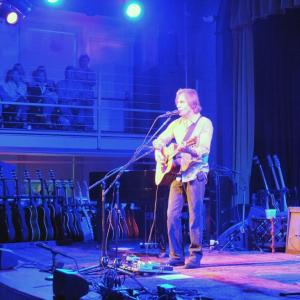 Jackson Browne at the Opera House at Boothbay Harbor July 10. GARY DOW/Boothbay Register