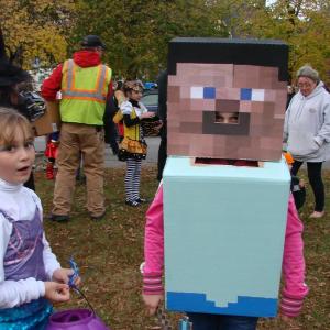 Angelina Haggett, Mae Benner, Halloween, parade