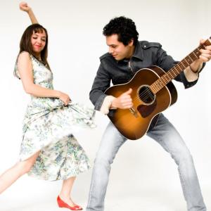 Folk rockers Mike & Ruthy