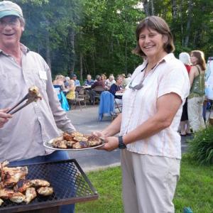 SVCA board member John Wentzel and Programs Manager Lynne Flaccus serve up organic chicken from Tide Mill Organic Farm in Maine and sausage from Morning Dew Farm in Newcastle at SVCA’s sustainable barbecue last week. Courtesy of Kristin Pennock