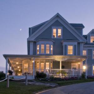 Topside Inn on the Hill