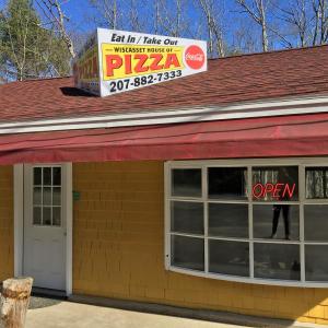The new Wiscasset House of Pizza is open for business. SUZI THAYER/Boothbay Register