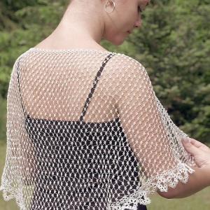 International award-winning tatter Elaine O’Donal’s Occhi shawl. Courtesy of Lucia Droby