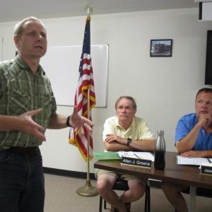 Eric Calderwood of Calderwood Engineering reviews options for the dike bridge with the Woolwich select board Monday. PHIL DI VECE/Wiscasset newspaper