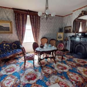 The tour of the Farnsworth Homestead, on the Museum website, begins with this image. Courtesy of David Troup