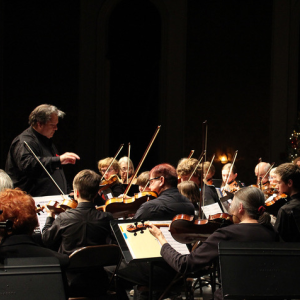 Ferdinand Liva of the DaPonte String Quartet. directs the Seacoast Community Orchestra at a recent rehearsal. Courtesy of Jenny Begin