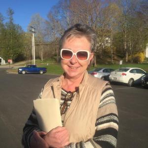 Diana Olmstead arrives at the Wiscasset municipal building May 9 with a new sign permit application for Dollar General. SUSAN JOHNS/Wiscasset Newspaper