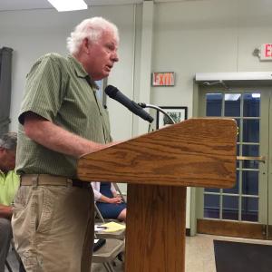 Alna Second Selectman Doug Baston addresses Wiscasset selectmen Tuesday night. SUSAN JOHNS/Wiscasset Newspaper