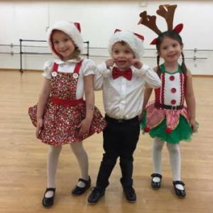 Ceci, Oscar and Aggie, the youngest Y-Arts performers, will be tap dancing during the Y-Arts Christmas Spectacular at the Lincoln Theater Dec. 6 and 7. Emily Mirabile photo