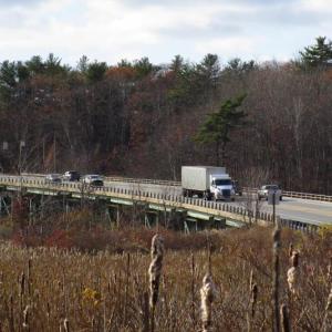 Route 1 morning traffic moves across the Station 46 Bridge in Woolwich recently. PHIL DI VECE/Wiscasset Newspaper