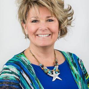 Cindy Wade, RN, BSN, MHA. Courtesy of LincolnHealth