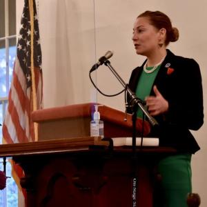 Sophia Inman, a veteran of the U.S. Air Force addresses the gathering at Monday’s Memorial Day service. PHIL DI VECE/Wiscasset Newspaper