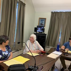 From left, Selectman Pam Dunning, board secretary Jackie Lowell and Chair Sarah Whitfield await the July 6 meeting. SUSAN JOHNS/Wiscasset Newspaper