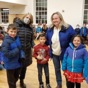Edgecomb Selectman Dawn Murray, second from right, congratulates Jennifer Gosselin’s students Dec. 3 for participating in the Charlie Brown Christmas tree decorating contest. Others pictured are second graders Henry Emerson, teacher Jennifer Gosselin, Eric Bennett, Murray, and Avery Hanna. Courtesy photo