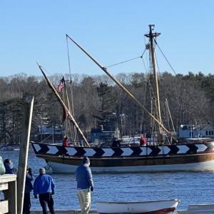 The Virginia arrives in Wiscasset. Terry Heller photo