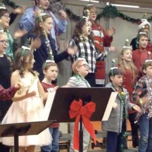 Wiscasset Holiday Chorus. Carole Drury photo