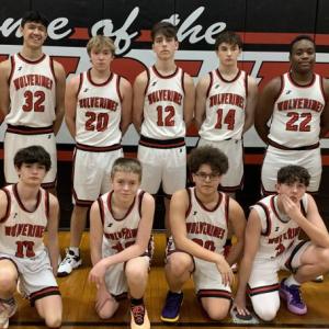 THE WISCASSET WOLVERINES face Buckfield/Gould Academy on Saturday, Feb. 17 in the Class D South Boys’ basketball tournament at the
Augusta Civic Center. Pictured 2024 Wiscasset boys varsity basketball team: front row, from left, Landon Shirey, Liam Moore, Alex Echevarria, Teagan
Marr and Paul Lambert. Back row, from left, Nio Small, Ishmael Martinez, Spencer Smith-Pinkham, Tucker Davenport, Alex Richard, Jevar Garricks,
and Xander Puterbaugh. BILL PEARSON/Boothbay Register