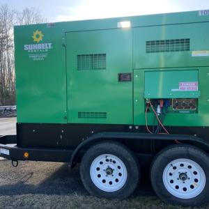 The Edgecomb School Committee continues to rent this generator while awaiting parts for their own. BILL PEARSON/Boothbay Register