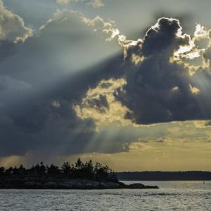 Boothbay Region Land Trust’s fundraising cruise will bring guests to the shores of its many coastal nature preserves. Tickets available at bbrlt.org. Photo by Jim Newton