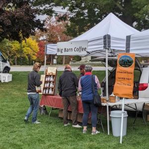 Boothbay Farmer's Market. CANDI JONETH/Boothbay Register