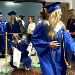 BRHS senior limbo at BRES. LISA KRISTOFF/Boothbay Register