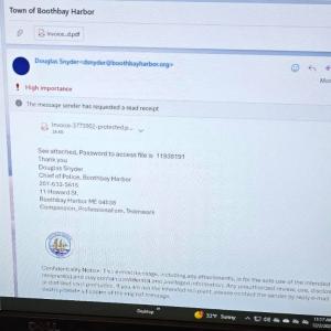 A photo of a scam email