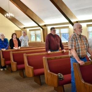 The Woolwich-Wiscasset Baptist Church hosted Woolwich's 122nd annual Memoriad Day service. PHIL DI VECE/Wiscasset Newspaper