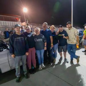 Keith Russell and team join together in Victory Lane following the 100-lap Enduro. Jasen Dickey Photography