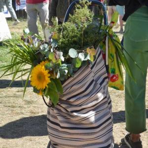 A good day at the fair usually ends with a full basket to take home. (Photo by Lynda Clancy)