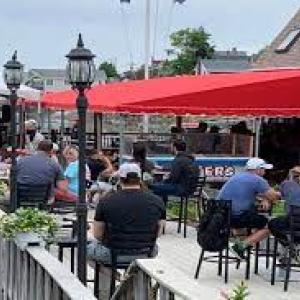 Brady's is your place for great Food, Friends, & Fun!!