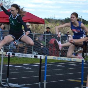 girls hurdle