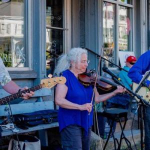 Long Branch sings country, bluegrass, and rock n’ roll 4:30-6:30 p.m. during the Wiscasset Art Walk, Thurs., Aug. 27. Bob Bond photo