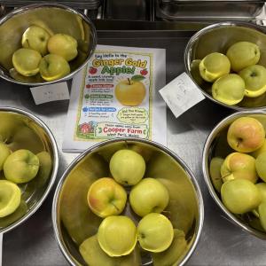 Apples 