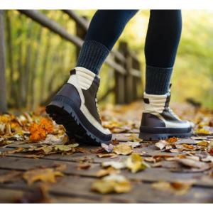 Walking feet