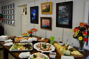 Newcastle Realty Cheney Insurance Local Flavors Summer Series Supports Local Art, Music, Edibles, Brews, Corks